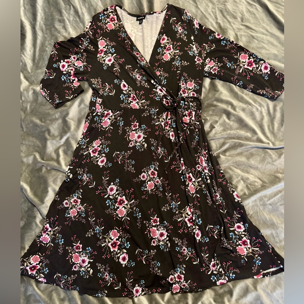 Torrid Floral Faux Wrap Dress | Size: 0 | Black and Purple